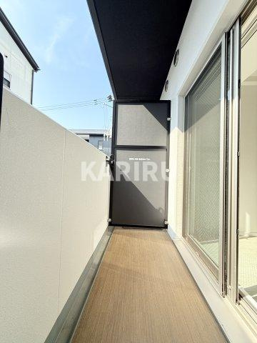 グランドロアール南巽のバルコニー