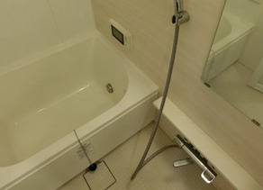 アーバネックス堂島の浴室