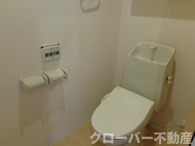 キャロット　Ｂのトイレ|シャワー付トイレ