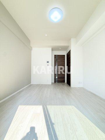 グランドロアール南巽の居間・リビング