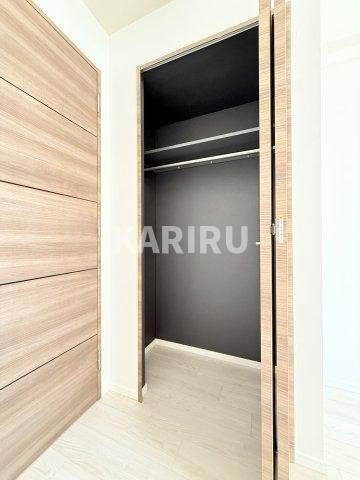 グランドロアール南巽の収納