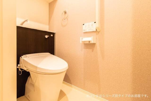 祇園３丁目アパートのトイレ|ゆったりとした空間のトイレです