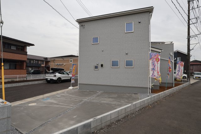 《仲介手数料無料》岩槻区西原台２丁目4(1号棟)新築一戸建てリーブルガーデンの外観|撮影日 2025年10月31日 14:00 雨