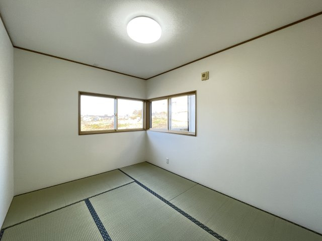 八戸市大字妙字間山の和室