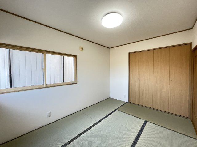 八戸市大字妙字間山の和室