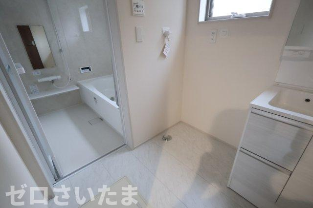 《仲介手数料無料》岩槻区西原台２丁目4新築一戸建てリーブルガーデンのランドリースペース|撮影日 2025年10月31日 14:00 雨