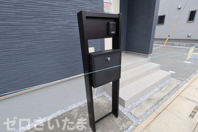 《仲介手数料無料》岩槻区西原台２丁目4新築一戸建てリーブルガーデンのセキュリティ|撮影日 2025年10月31日 14:00 雨