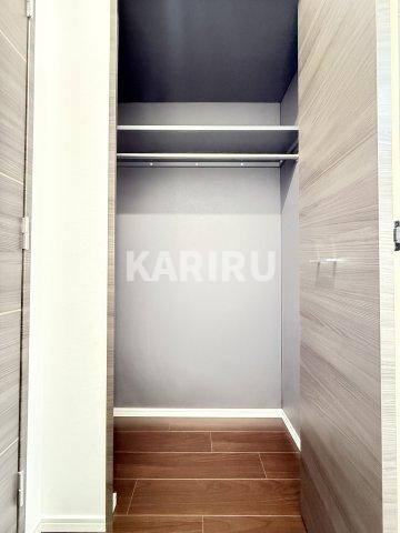 グランドロアール南巽の収納