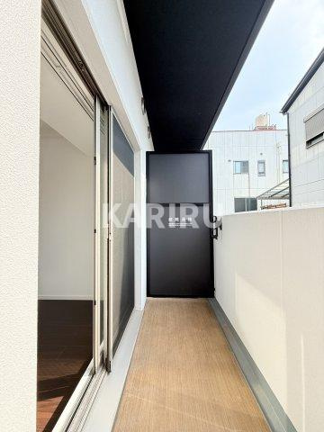 グランドロアール南巽のバルコニー