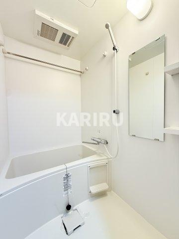 グランドロアール南巽の浴室