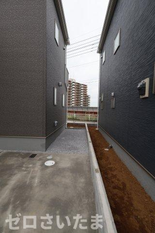 《仲介手数料無料》岩槻区西原台２丁目4新築一戸建てリーブルガーデンの外観|撮影日 2025年10月31日 14:00 雨