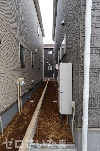 《仲介手数料無料》岩槻区西原台２丁目4新築一戸建てリーブルガーデンの外観|撮影日 2025年10月31日 14:00 雨
