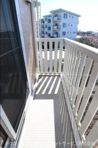 アシネスのバルコニー