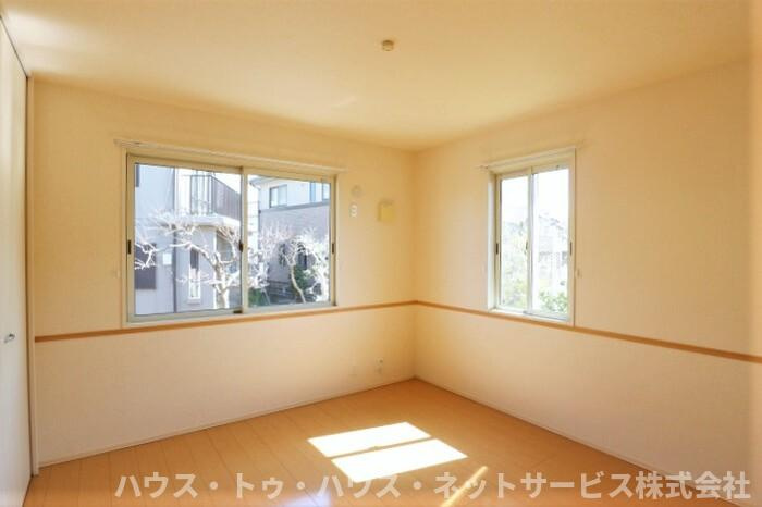 アシネスの寝室