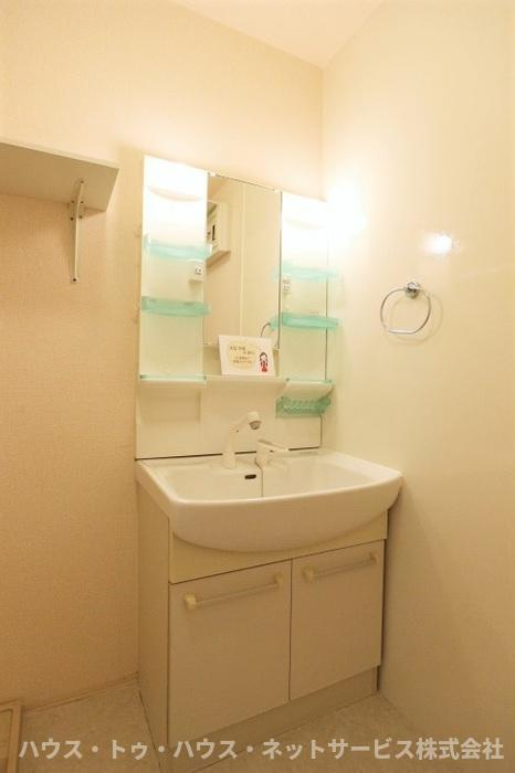 アシネスの洗面所