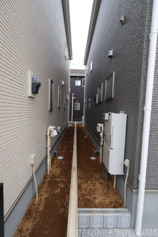 【外観】 | 《仲介手数料無料》岩槻区西原台２丁目4(4号棟)新築一戸建てリーブルガーデン | 撮影日 2025年10月31日 14:00 雨