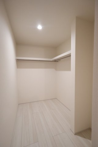 【洋室】 | 《仲介手数料無料》岩槻区西原台２丁目4(4号棟)新築一戸建てリーブルガーデン | 撮影日 2025年10月31日 14:00 雨