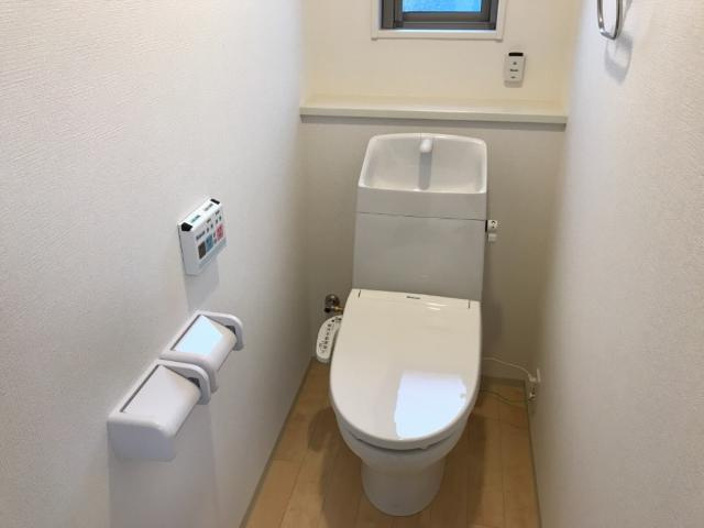 ウィステリア　ヒルのトイレ|シャワー付トイレ