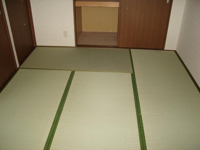 ロイヤルタムラさくら館の内装|和室