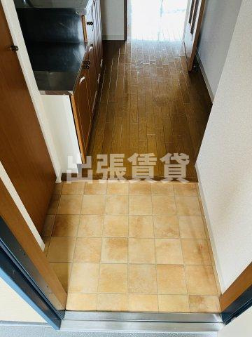 プチメゾン稲生Ⅱの玄関