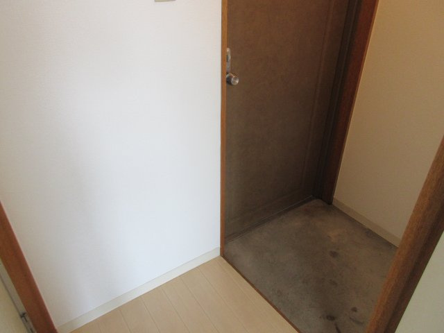 サンシャイン731の玄関