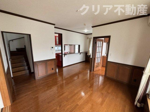 【居間・リビング】 | 前橋市石倉町４丁目　中古住宅
