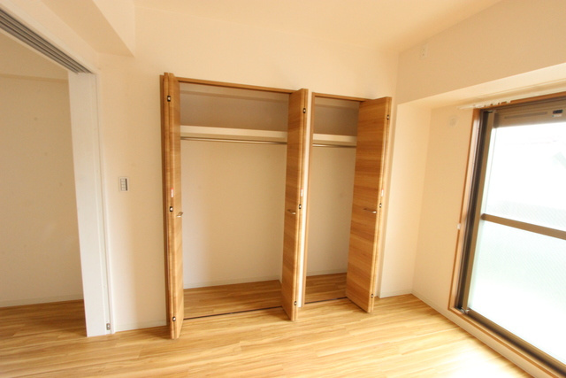 ラトレ白鳥の収納