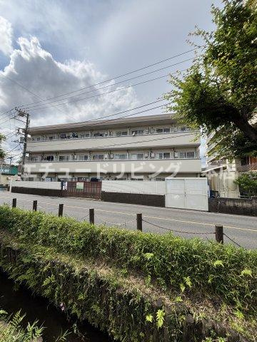 レヂオンス清瀬の庭