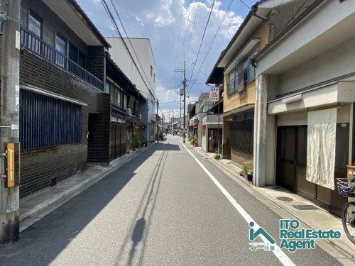 紫野東藤ノ森町 土地の前面道路含む現地写真