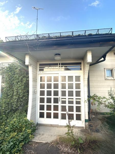 三戸郡三戸町大字同心町字古間木平の玄関|リフォーム前