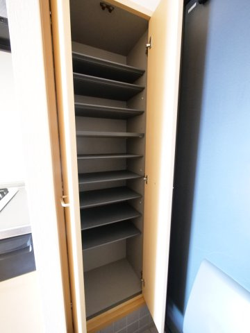 シャンティーブルーの収納