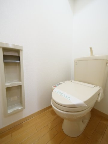 シャンティーブルーのトイレ