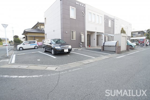 熊本市南区島町４丁目のアパートの駐車場