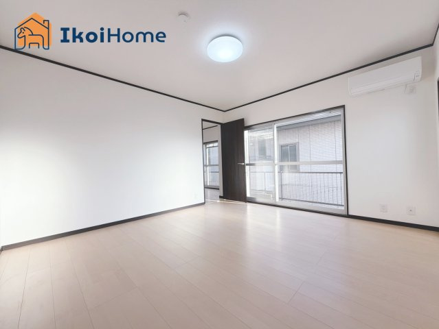 明石市北朝霧丘2丁目　中古戸建の内装|●年中無休：当日予約可●1階のLDK11帖と洋室8.5帖は扉で行き来が出来ますので便利です！