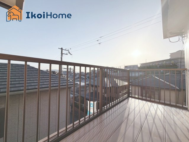明石市北朝霧丘2丁目　中古戸建のバルコニー|●年中無休：当日予約可●南東向きバルコニー。屋根は８～万円バルコニー設置できます。