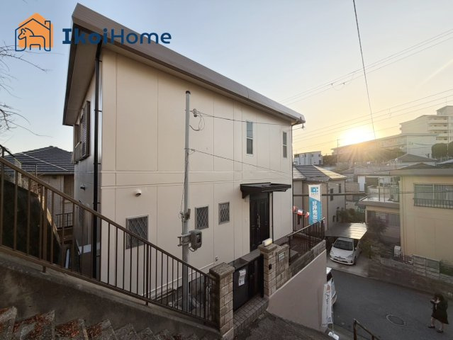 明石市北朝霧丘2丁目　中古戸建のバルコニー|内外装リフォーム渡しでピカピカになります♪安心、安全の保証・保険付きで安心していただけます！