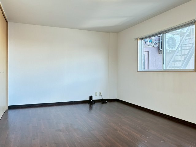 はとやマンションの寝室