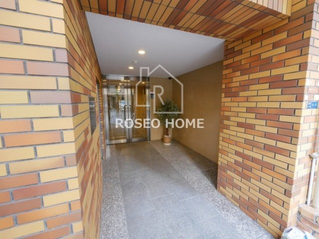 アーバンステージ安堂寺Iのエントランス