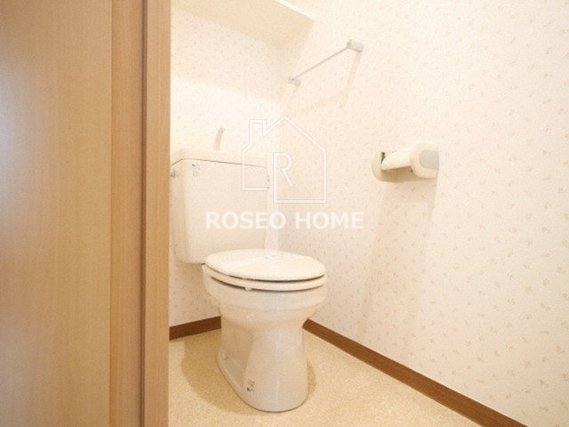 アーバンステージ安堂寺Iのトイレ|同マンション別部屋：参考写真