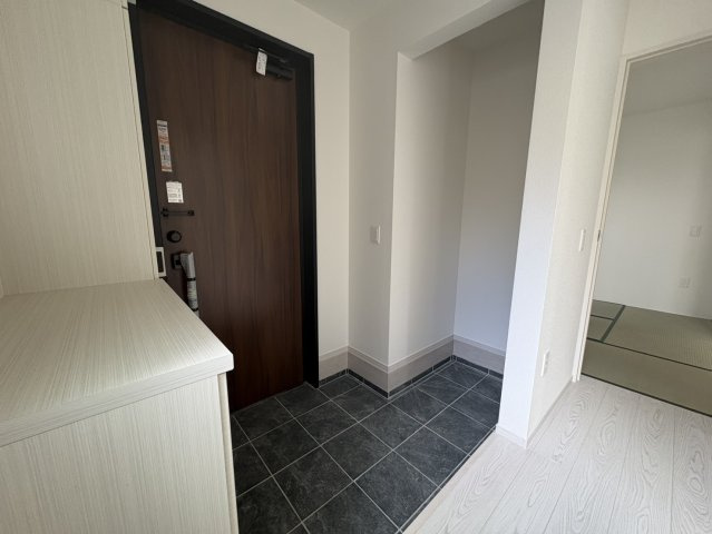 【玄関】 | ◆本日、ご案内可能です◆日佐５丁目３期２号棟