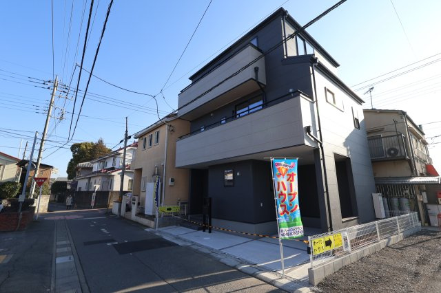 《仲介手数料無料》見沼区大字東門前330-4(全1戸)新築一戸建てリーブルガーデン