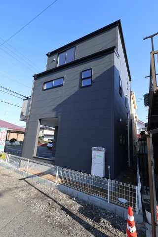 《仲介手数料無料》見沼区大字東門前330-4(全1戸)新築一戸建てリーブルガーデン