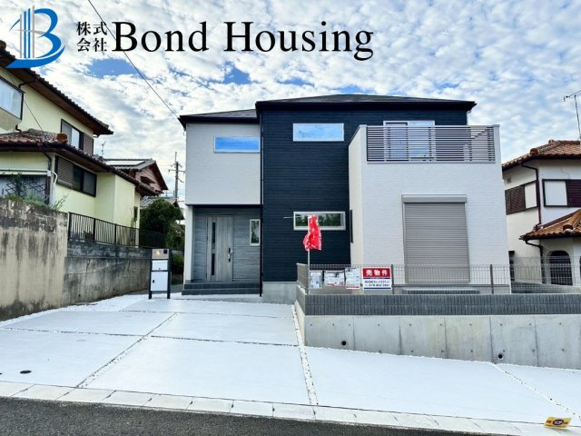 「お車3台駐車可」「敷地60坪以上」秋葉台2期 1棟の外観