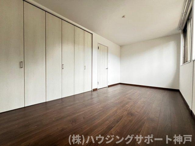 アーバン宮の前のその他