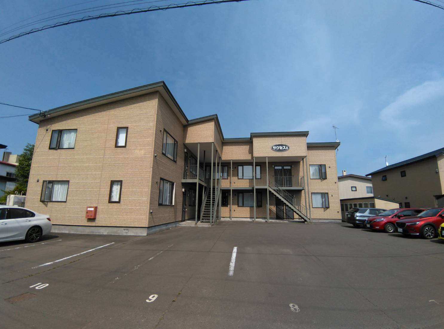 サクセスⅡの駐車場