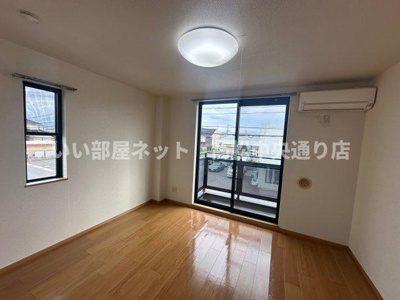 【居間・リビング】 | ロイヤルピジョン