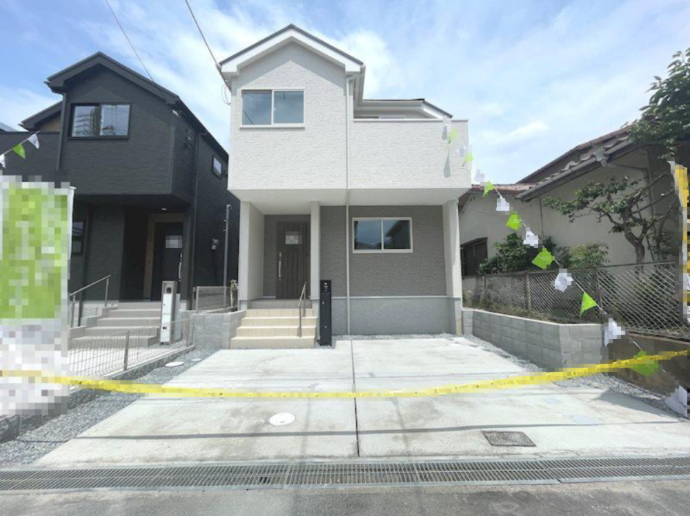 渚東町　新築一戸建ての外観|新しい生活にいかがでしょうか？外観はお住まいの顔になります。こだわりたいポイントですね。外壁塗装や屋根塗装のご相談も承っております。
■現地内覧・資金計画相談・住宅ローン相談もお問合せ受付中■