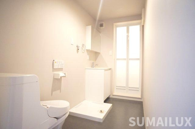 熊本市中央区琴平１丁目のアパートの洗面所