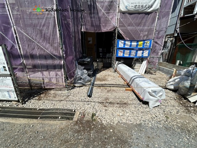 上尾市緑丘　新築戸建　リーブルガーデン01の駐車場
