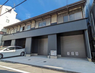 塚本３丁目倉庫